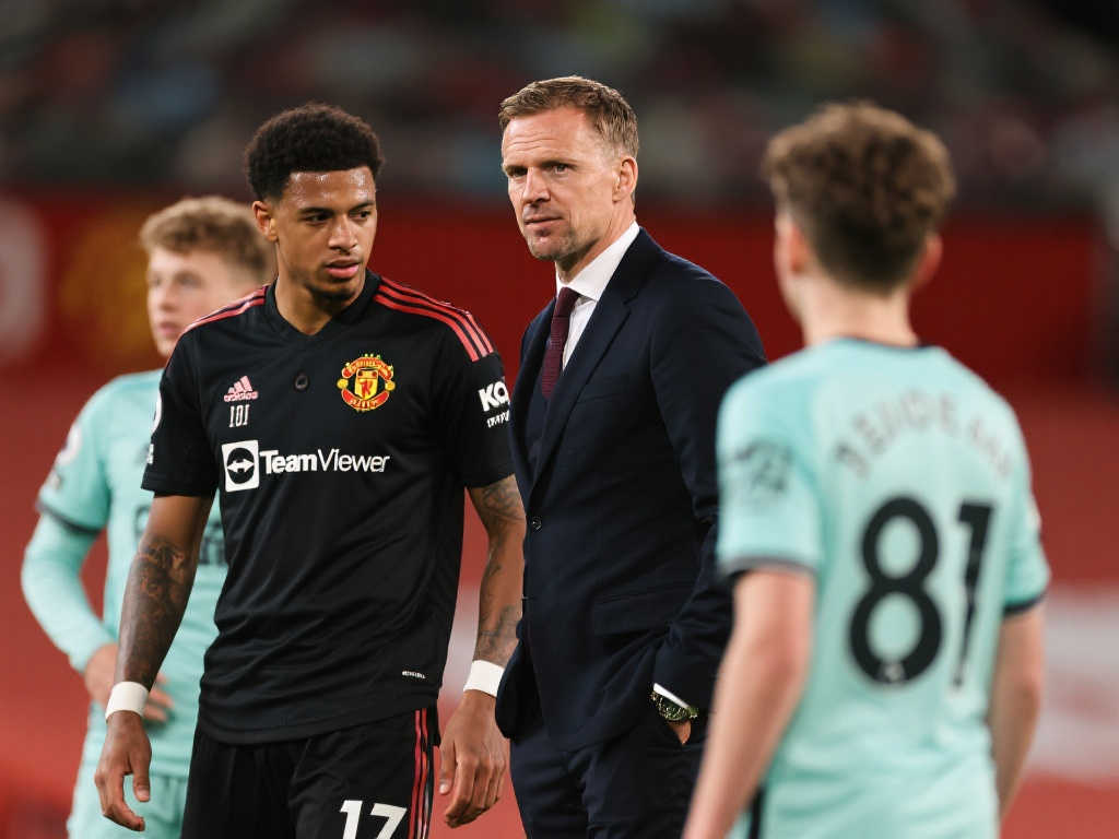 滕哈赫:渴望冠军的球员是关键,年轻人需耐心成长 滕哈赫:渴望冠军的球员是关键,年轻人需耐心成长